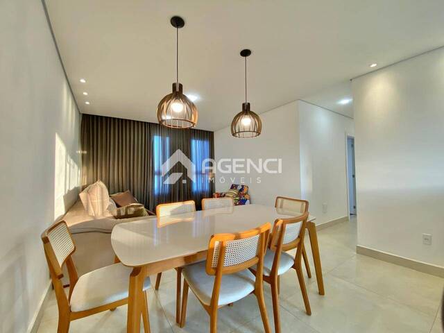Apartamento para Venda em Contagem - 2