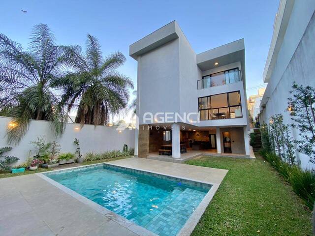 #909 - Casa em condomínio para Venda em Contagem - MG